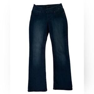 Lee Platinum Label Midrise Barely Bootcut Jeans Size 6 Dark Wash